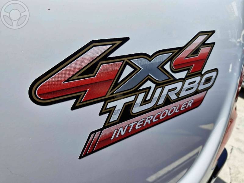TOYOTA - HILUX 3.0 SRV TOP 4X4 CD 16V TURBO INTERCOOLER DIESEL 4P AUTOMÁTICO - 2014/2015 - BRANCA - R$ 149.000,00