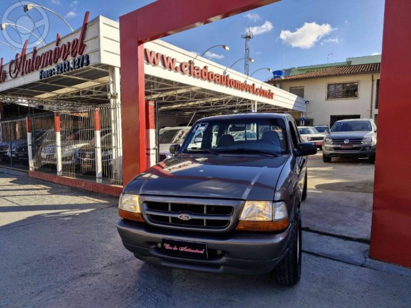 FORD - RANGER 2.5 XL 4X2 CD 8V TURBO INTERCOOLER DIESEL 4P MANUAL - 2000/2001 - CINZA - R$ 49.800,00
