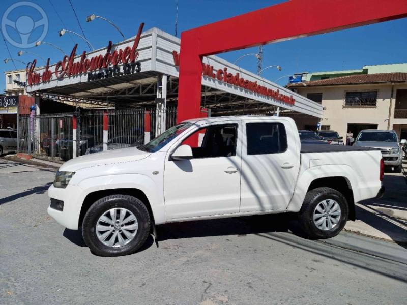 VOLKSWAGEN - AMAROK 2.0 TRENDLINE 4X4 CD 16V TURBO INTERCOOLER DIESEL 4P AUTOMÁTICO - 2014/2014 - BRANCA - R$ 98.900,00