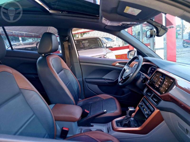 VOLKSWAGEN - T-CROSS 1.0 COMFORTLINE TSI FLEX 4P AUTOMÁTICO - 2021/2021 - BRANCA - R$ 113.000,00