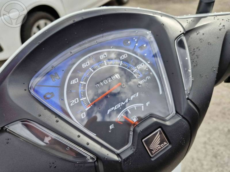 HONDA - BIZ 110I - 2022/2022 - BRANCA - R$ 13.900,00