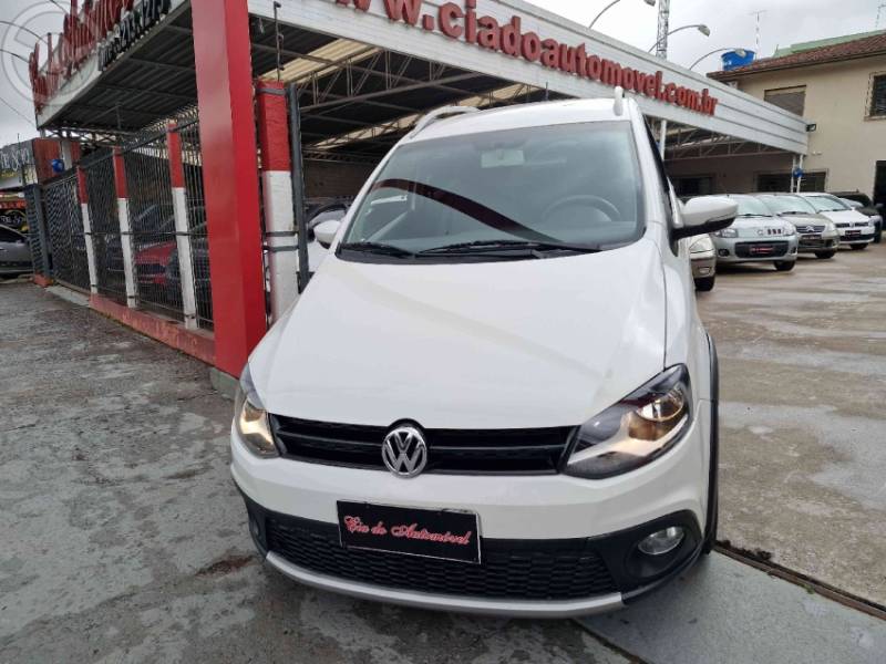 VOLKSWAGEN - CROSSFOX 1.6 MI FLEX 8V 4P MANUAL - 2010/2011 - BRANCA - R$ 41.900,00
