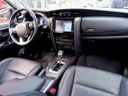 TOYOTA - HILUX SW4 2.8 SRX 4X4 16V TURBO INTERCOOLER DIESEL 4P AUTOMÁTICO - 2021/2022 - CINZA - R$ 299.900,00