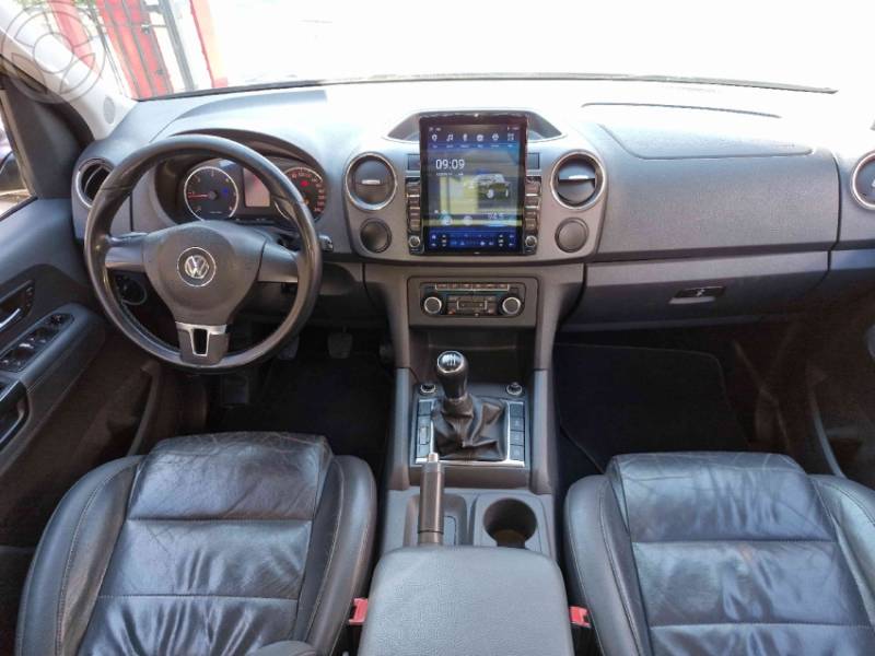 VOLKSWAGEN - AMAROK 2.0 HIGHLINE 4X4 CD 16V TURBO INTERCOOLER DIESEL 4P MANUAL - 2010/2011 - MARROM - R$ 69.800,00